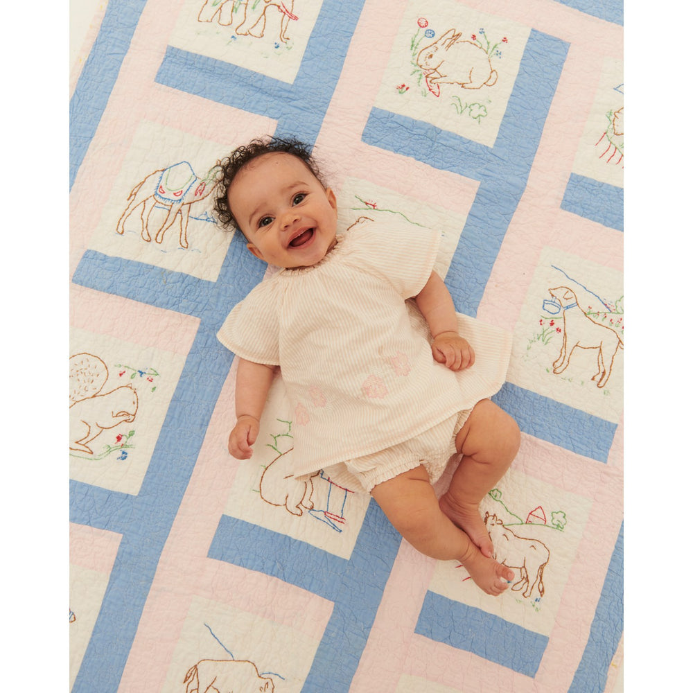 Køb COPENHAGEN COLORS Dusty Rose W Cream Stripe W. Flower Seersucker Baby-Set W. Embroidery