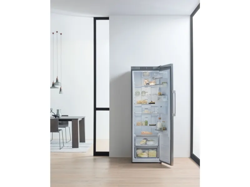 Whirlpool Fridge REFRIGERATOR SW8AM2YXR2