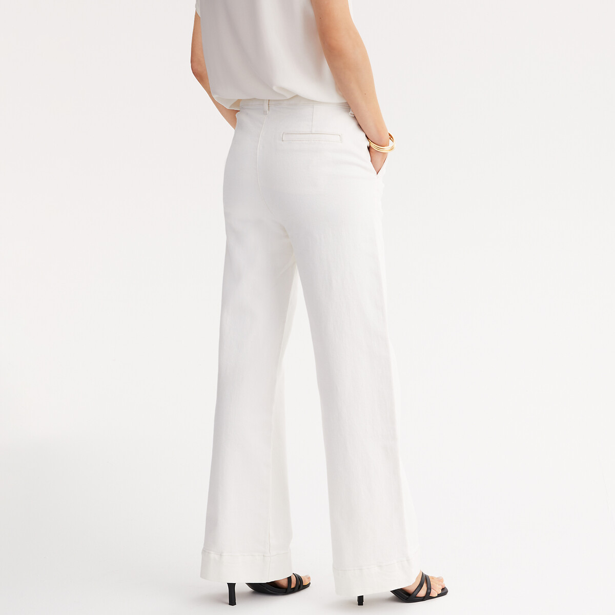 ANNE WEYBURN<br>Calça boca de sino, tecido stretch