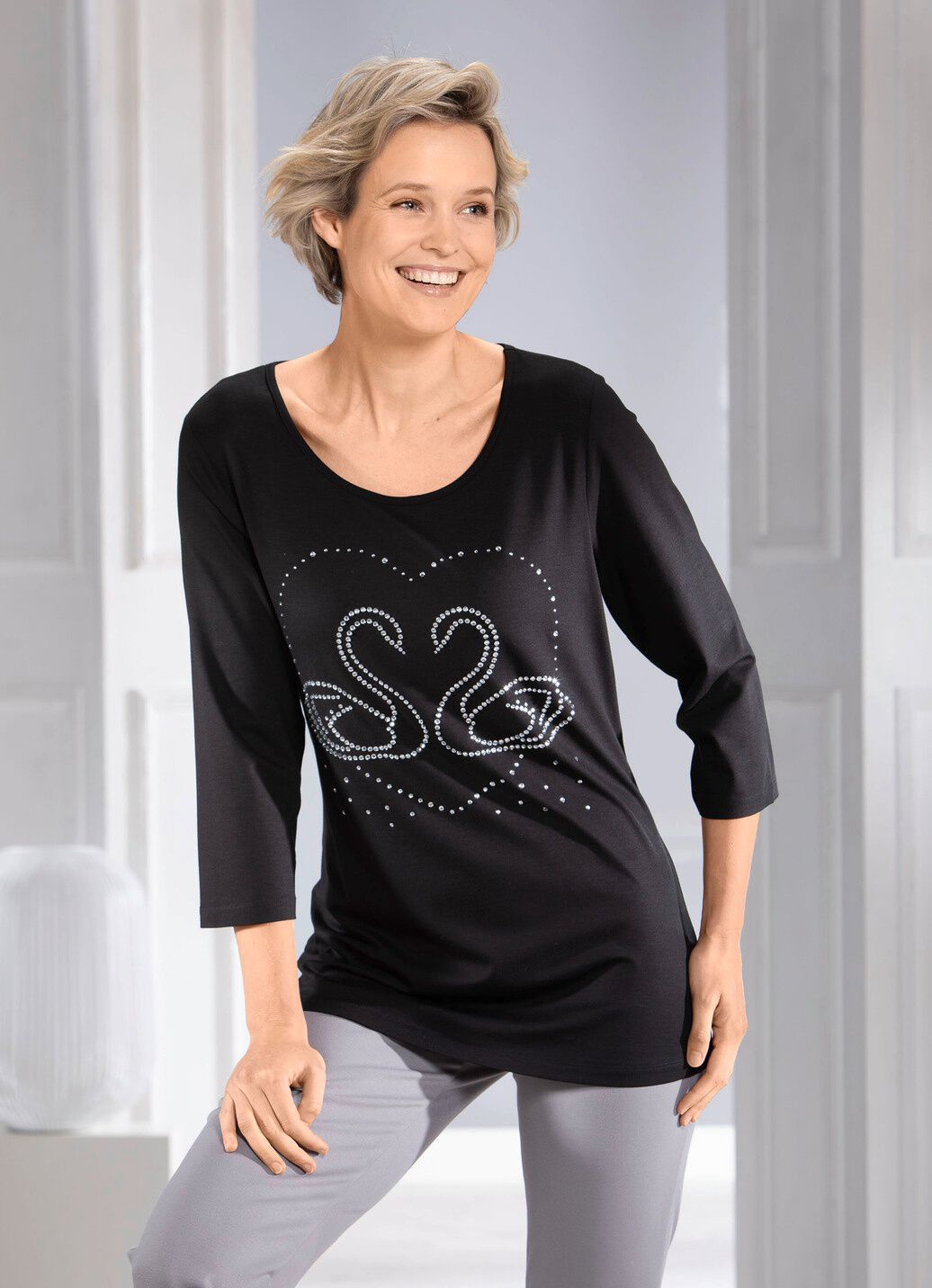 Shirt mit edler Strasszier