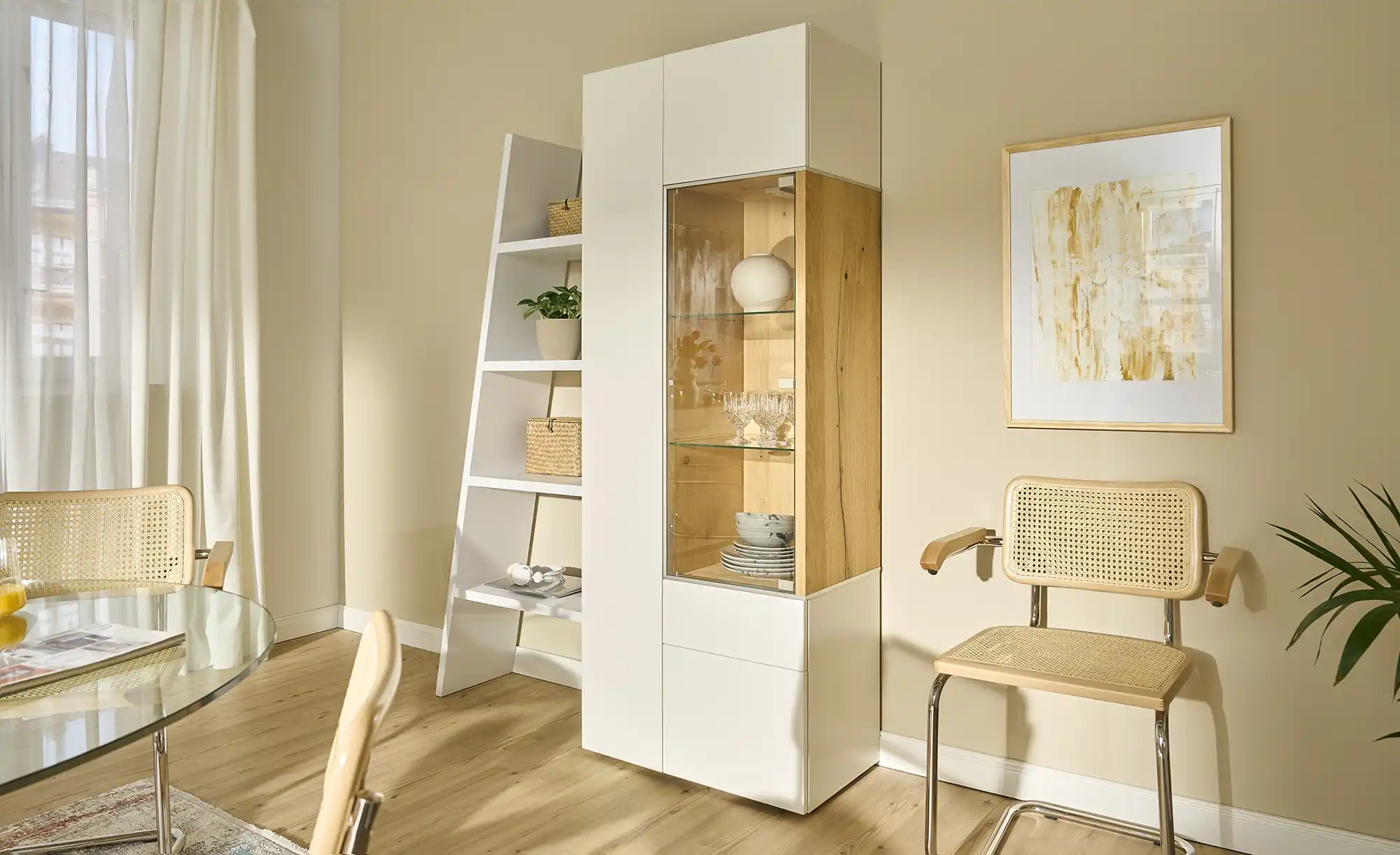 Wohnwert Vitrine Media Design