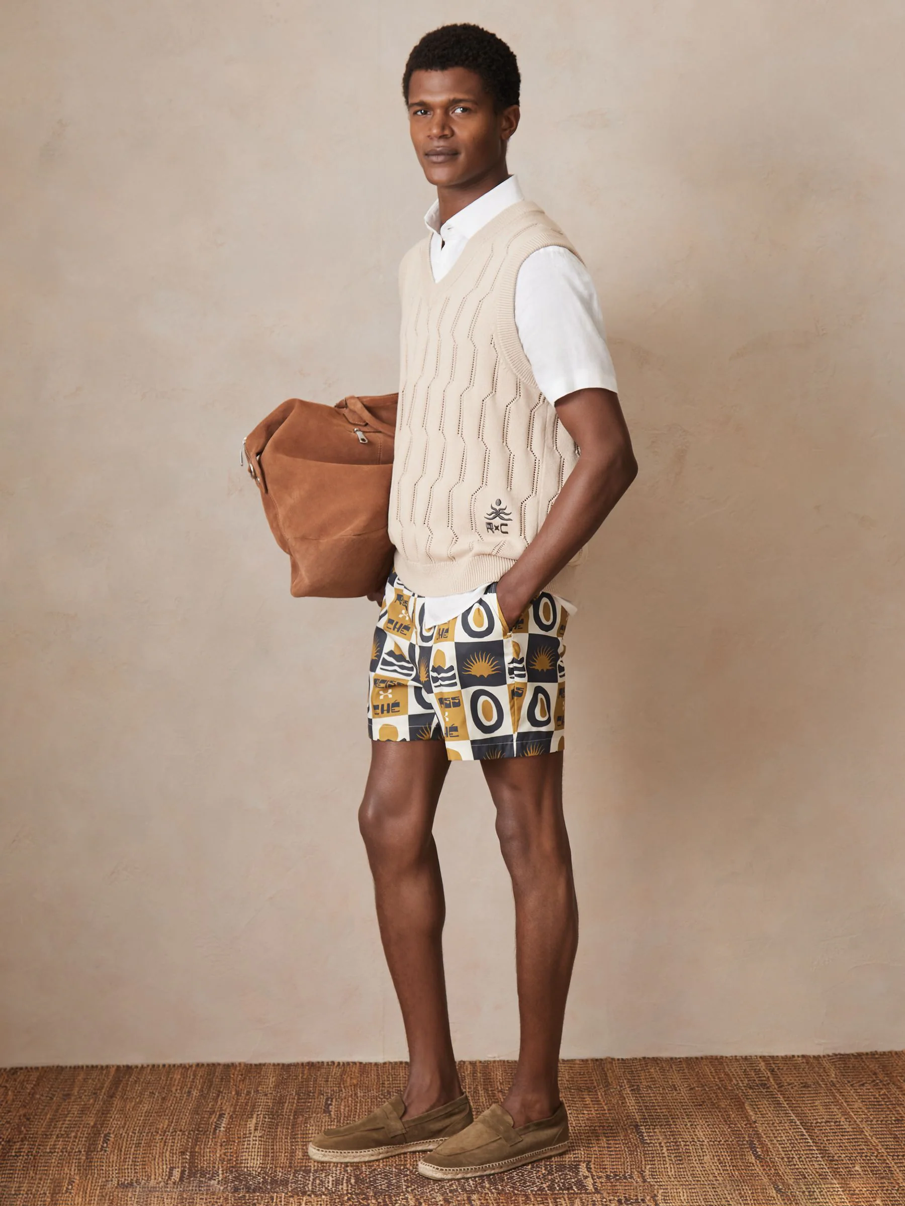 Olijfgroen - Reiss Trinity Reiss | Ché Sunset-Print Swim Shorts