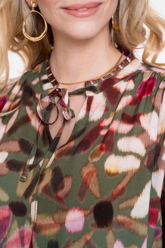 Geisha - 53650-20 - Shirt - Groen/Rood - Bloemenprint - Lange Mouwen