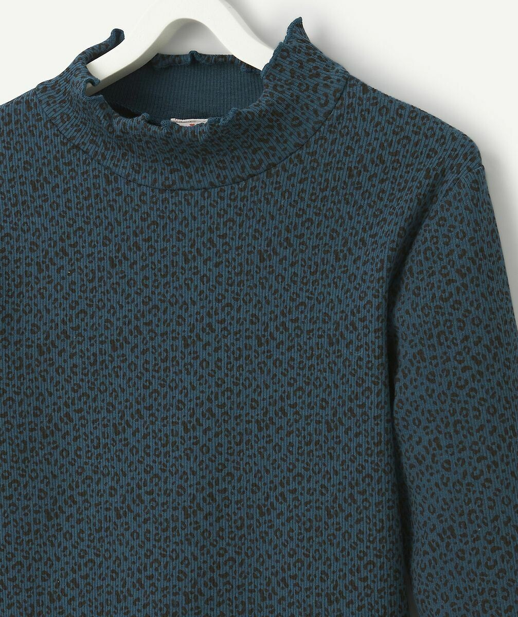 TAPE A L'OEIL<br>Camiseta com gola alta e acabamento em festão