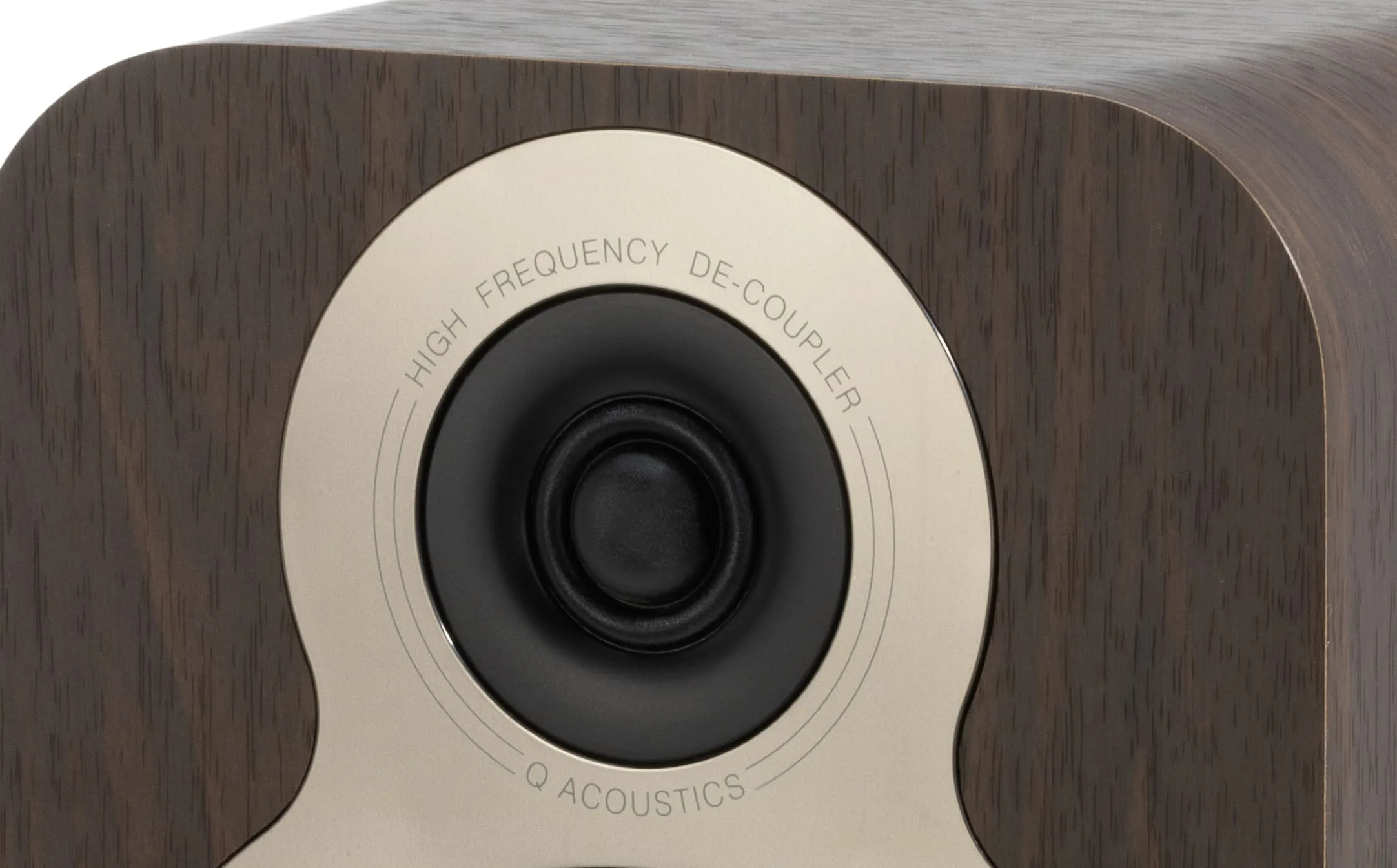 Q Acoustics 3020C Noyer (la paire) Enceintes bibliothèque