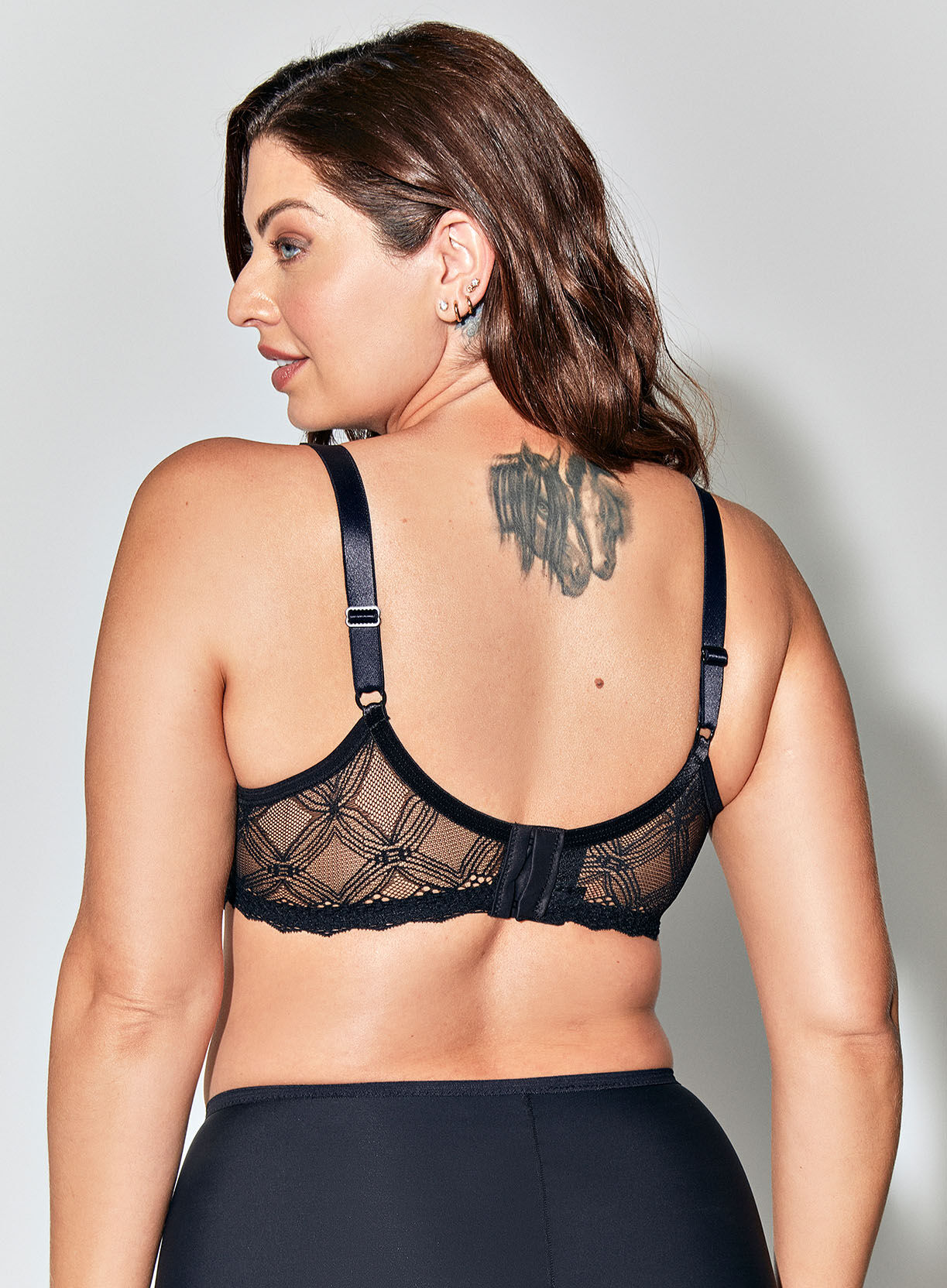 Liz Soutien-gorge Minimiseur en dentelle Lisa noir