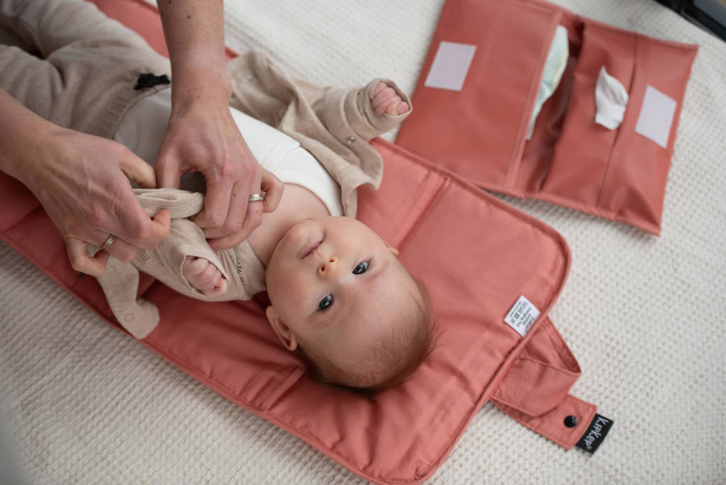 Napper luieretui koraalrood