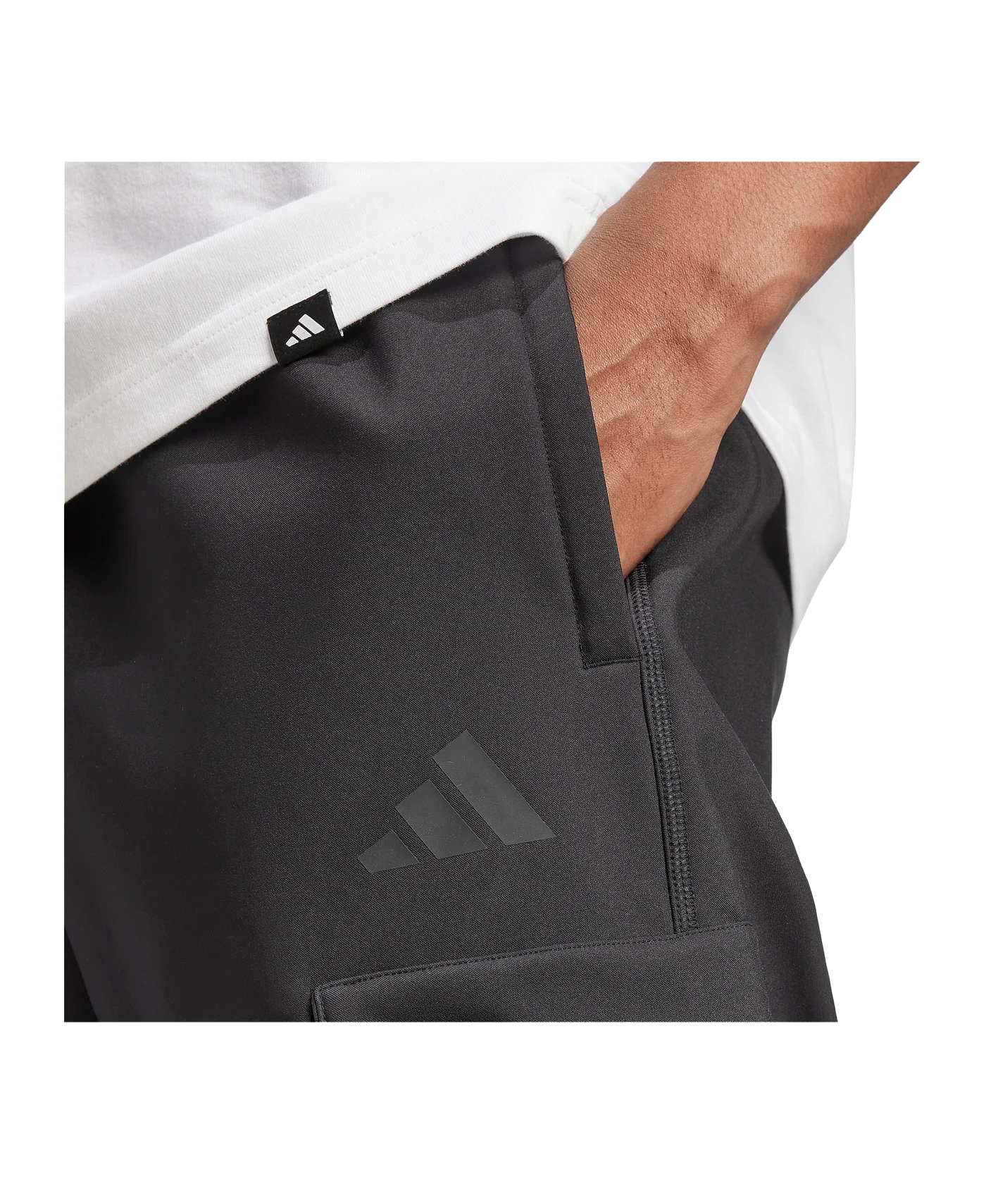 adidas City Escape Premium Cargohose Schwarz