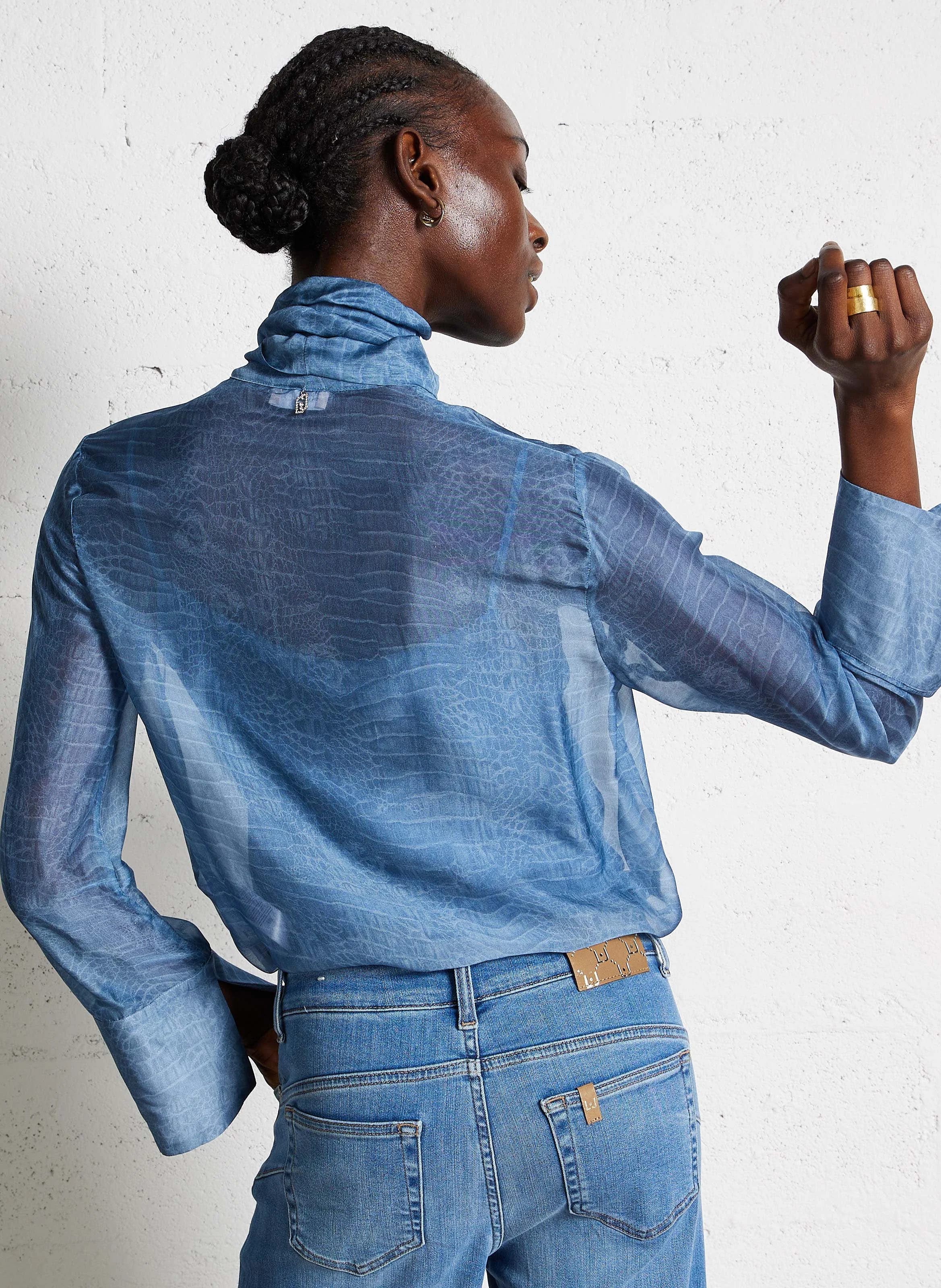 Blouse droit à col lavallière | Bleu