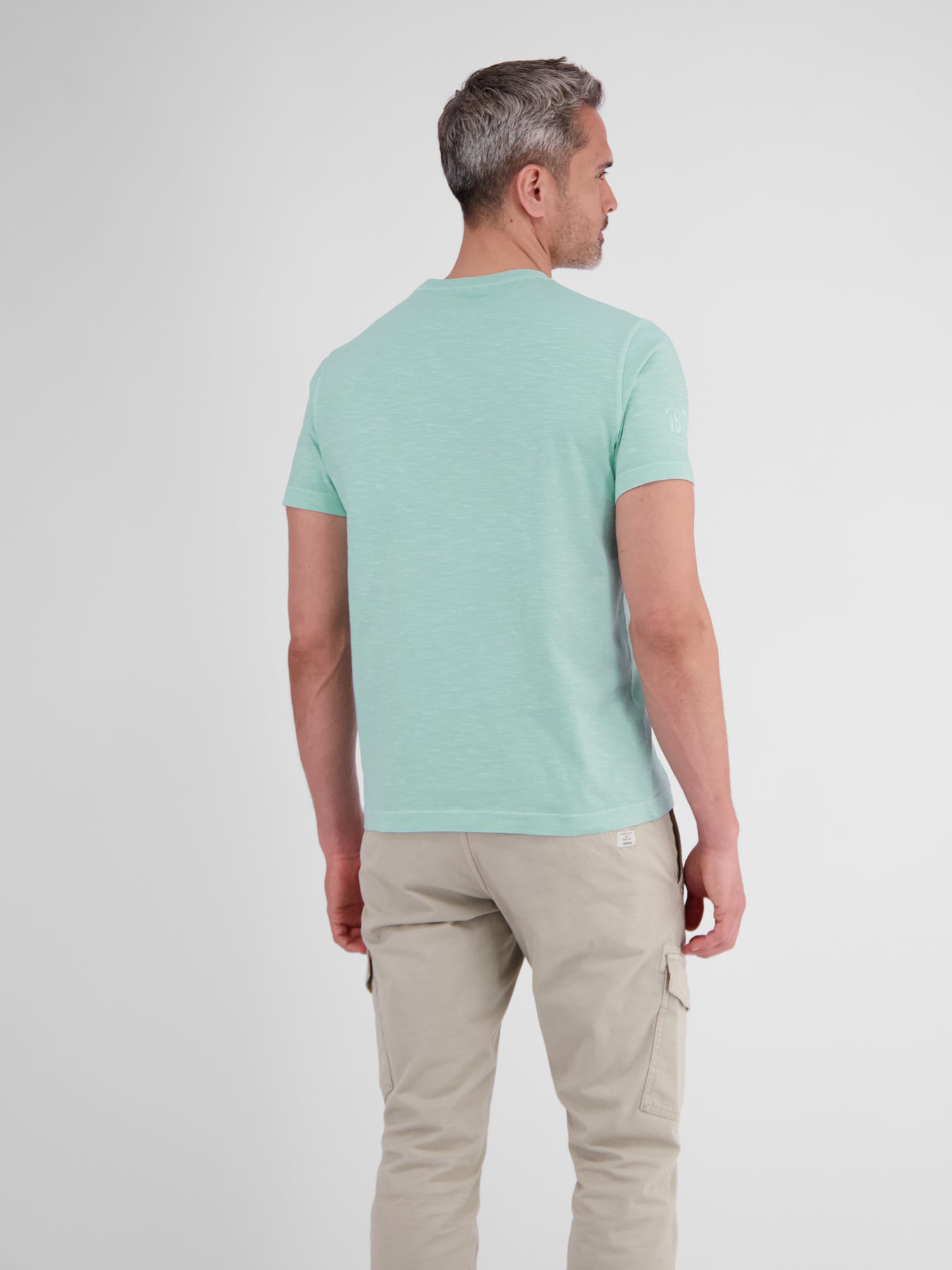 T-Shirt für Herren mit Brustprint