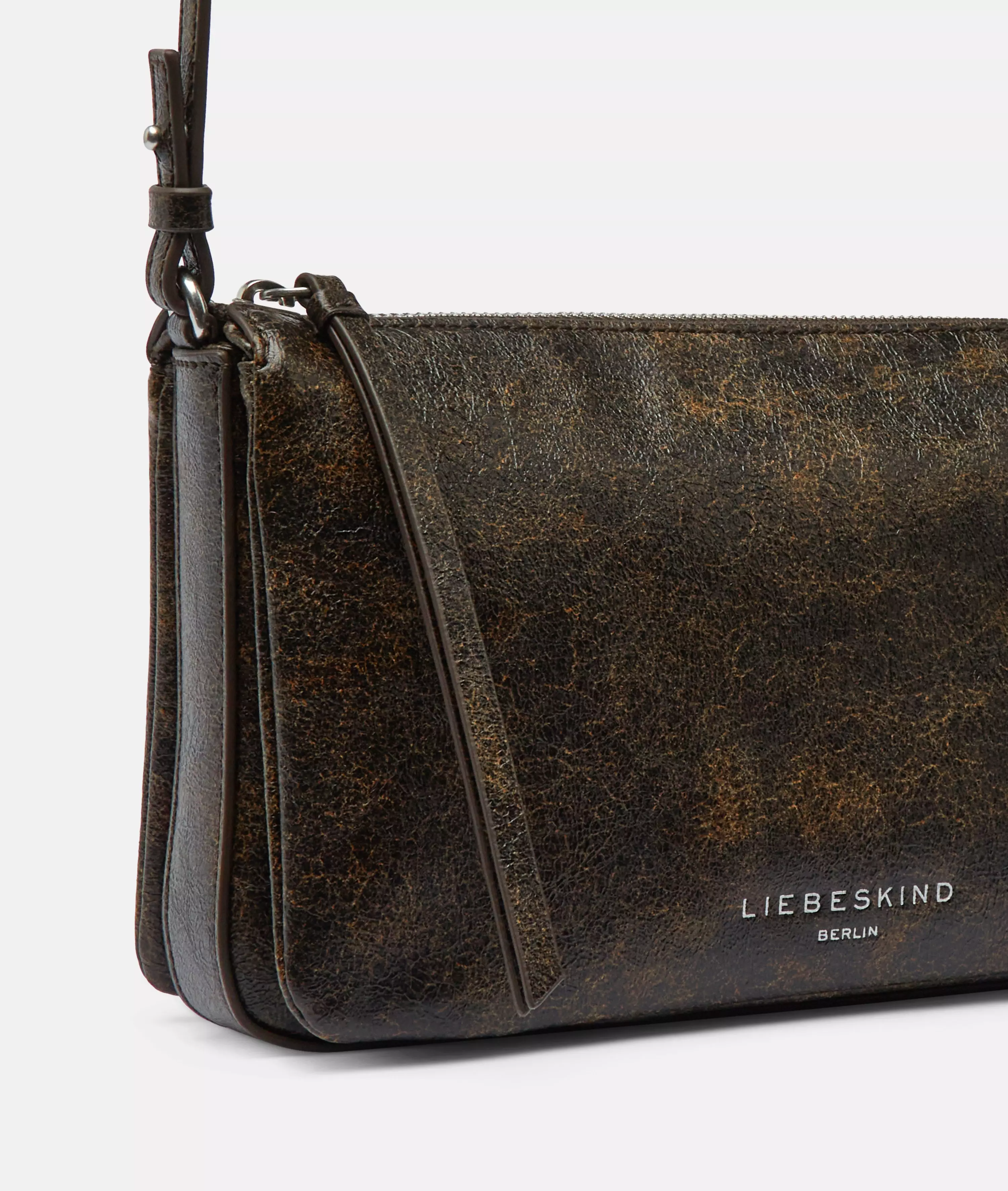 Crossbody Handy shoulder bag made from faux leather in a vintage look