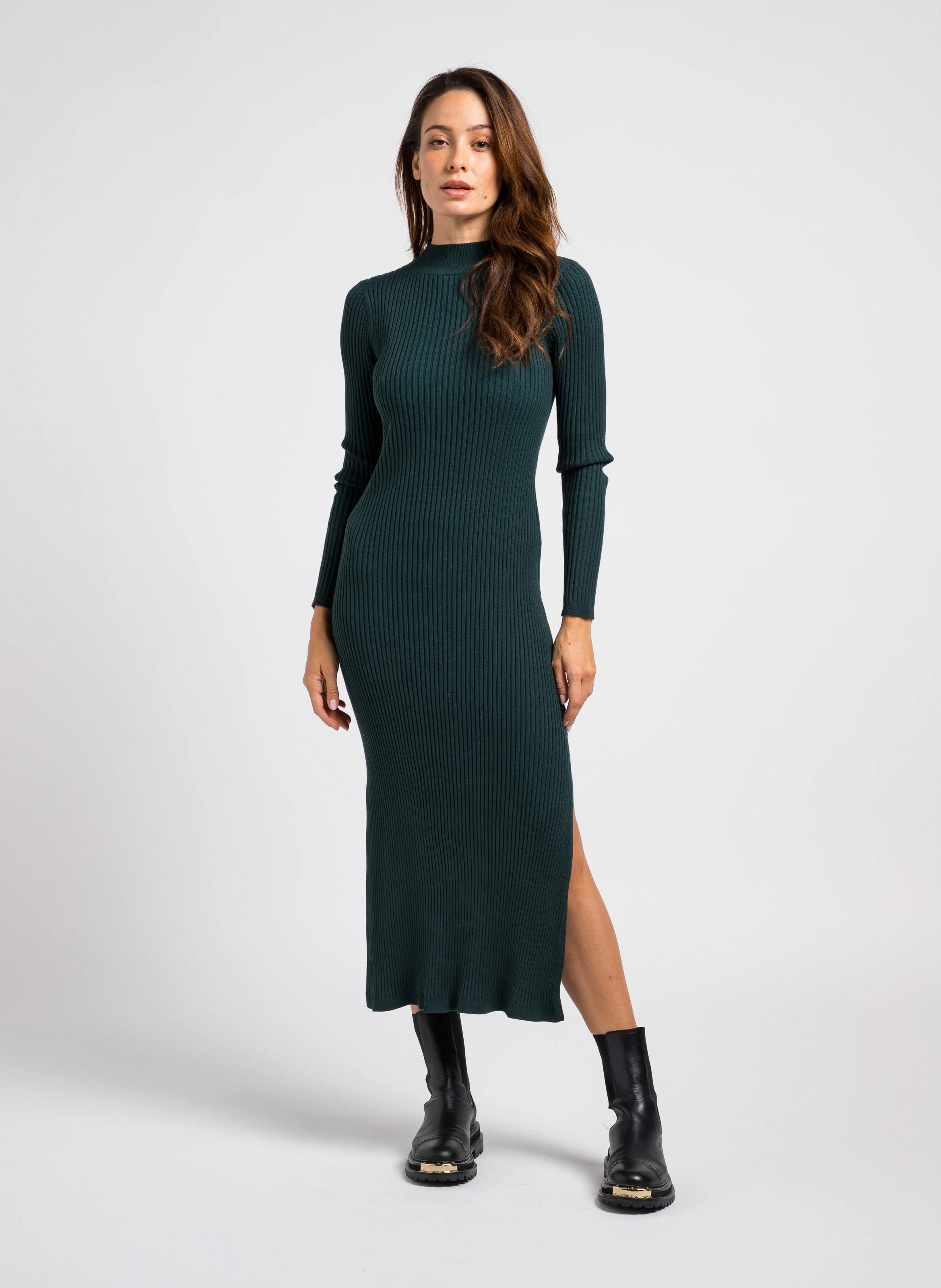 RAITHA - Robe midi col montant en maille côtelée | Vert