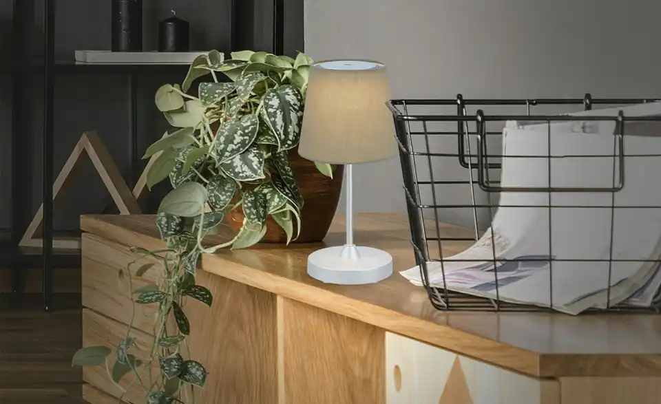 LED Akku Tischleuchte
