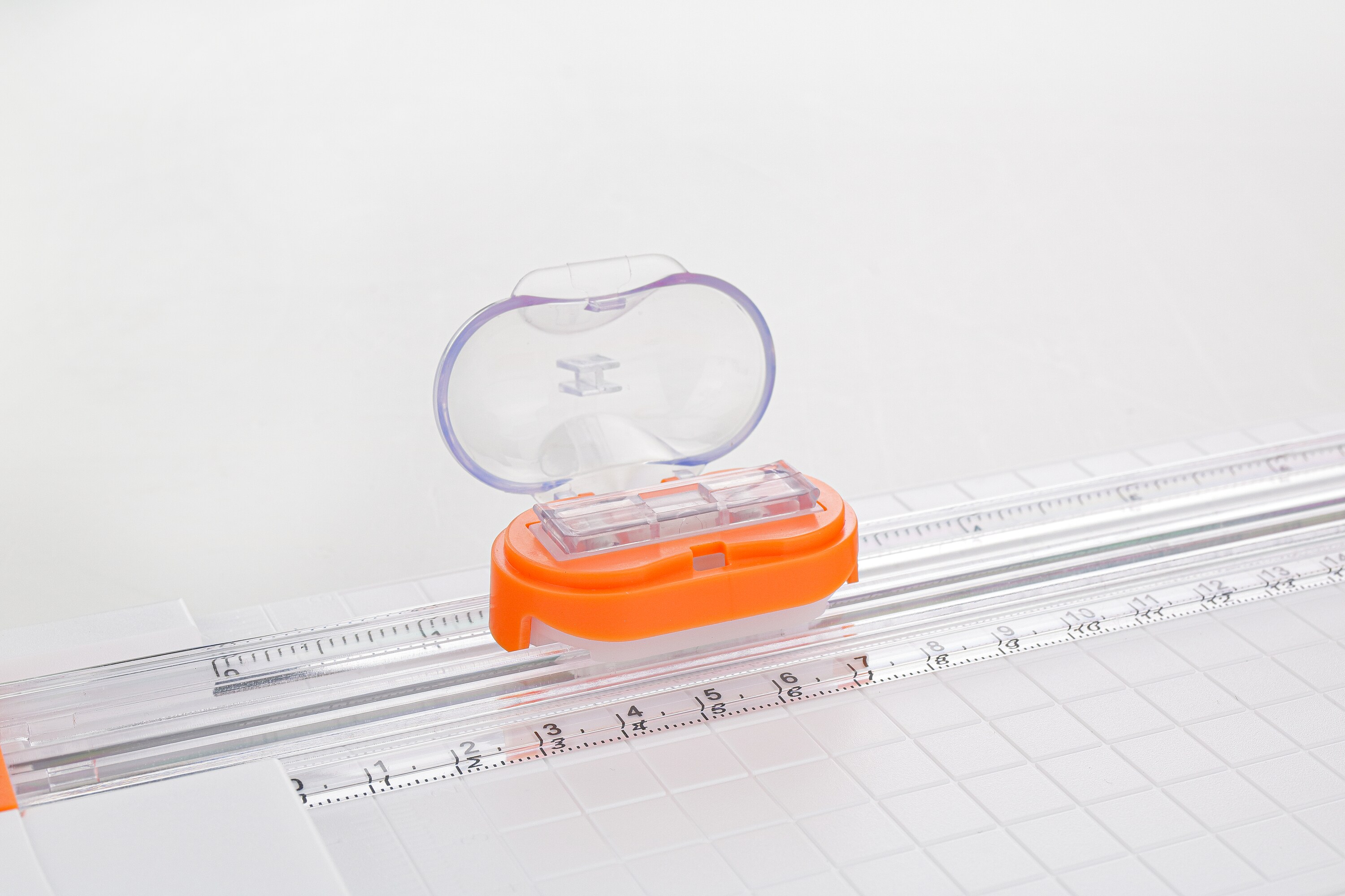Peach 3 in 1 Rollenschneider - PC200-10