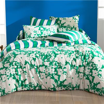 Linge de lit fleurs et rayures