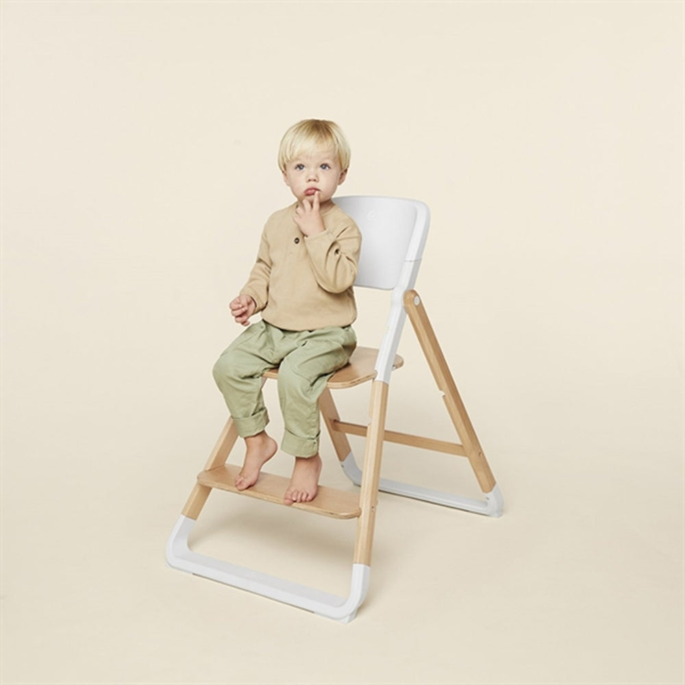 Evolve Chair Natural Wood White - Ergobaby