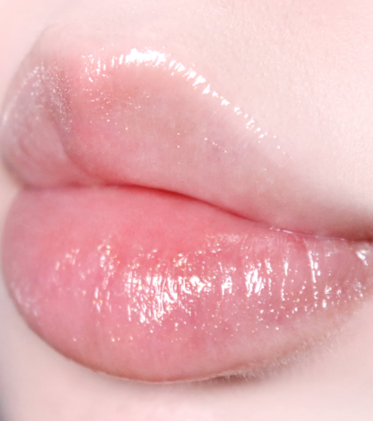 Unleashia - Bálsamo Labial Glacier Vegan - 01: Snow Frost