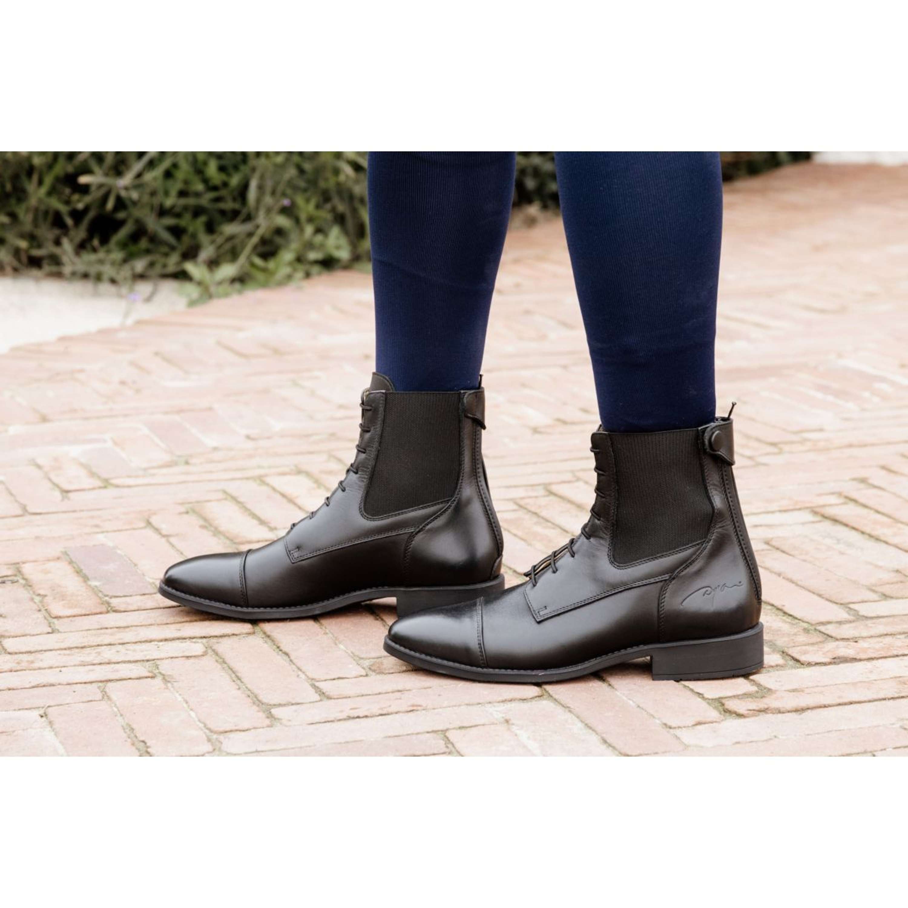 Dyon Jodhpurs Front laces Zwart