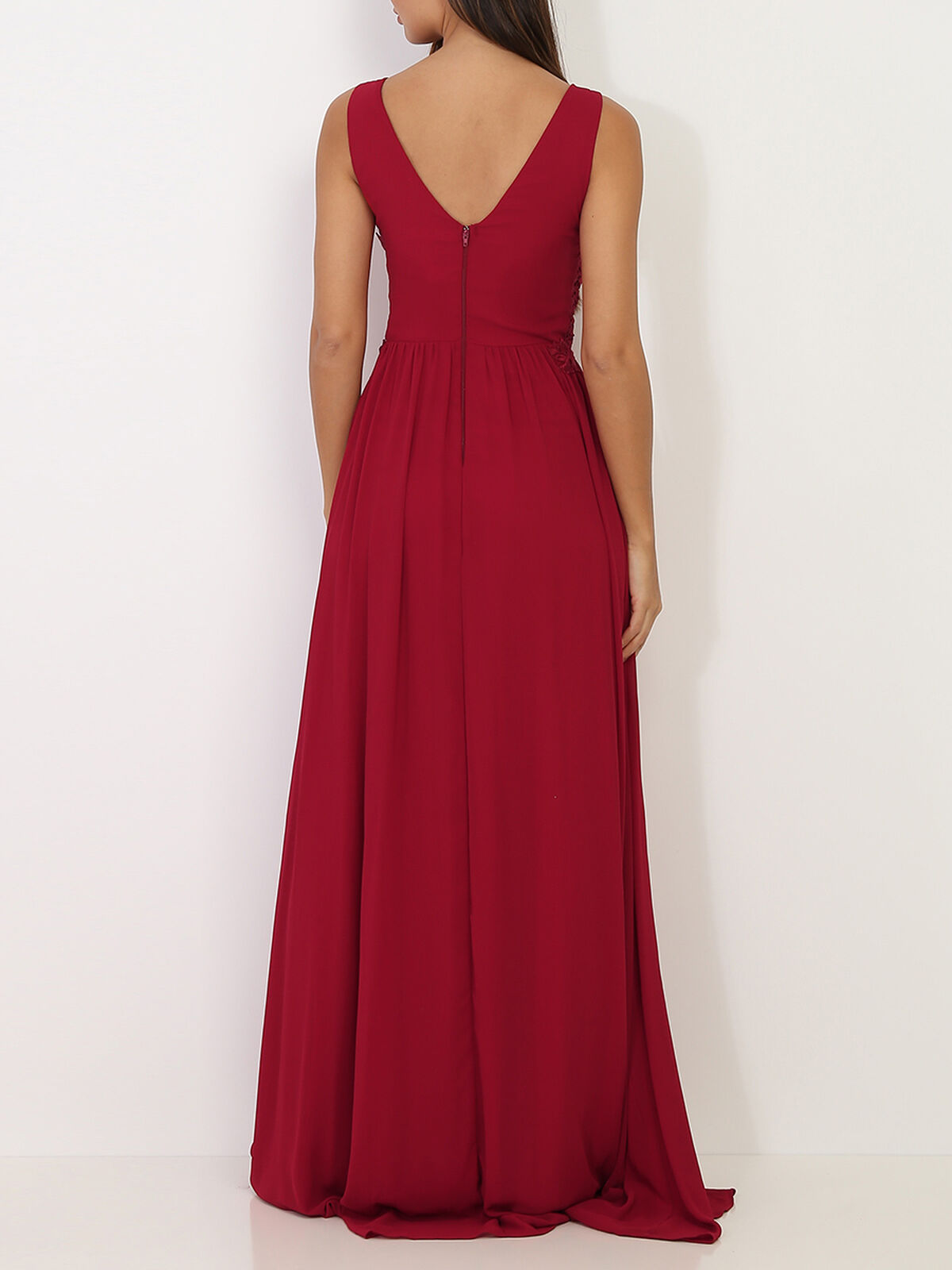 Robe longue à buste drapé et dentelle- Rouge foncé