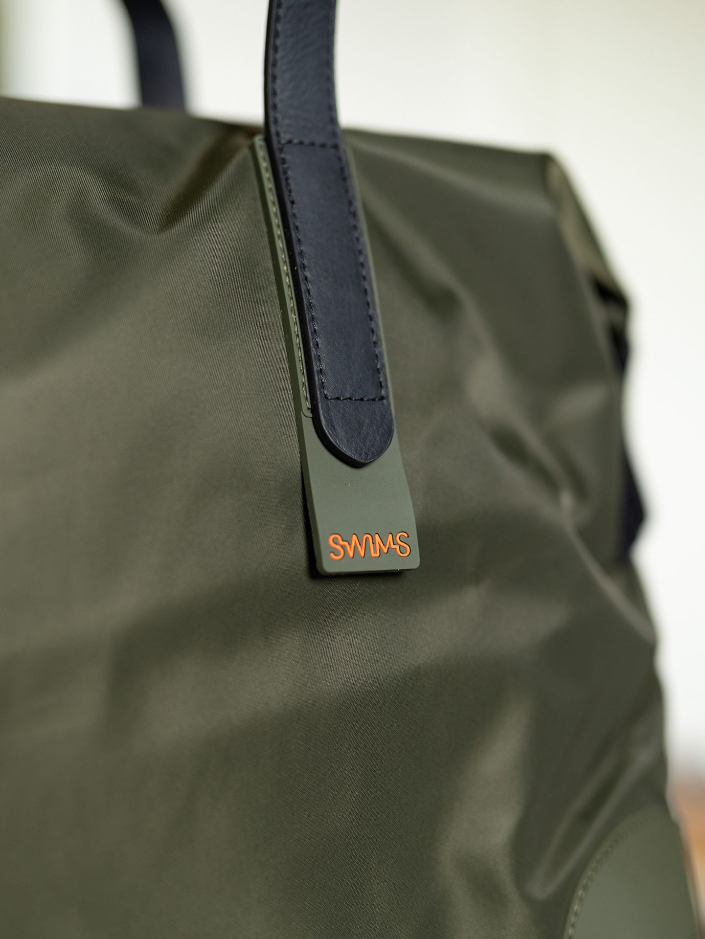 24H Holdall w/shoulder strap