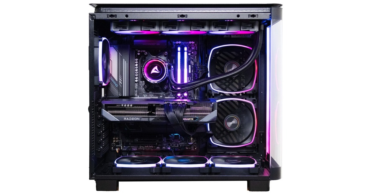 ALTERNATEThunderstorm Pro Ryzen 7 - RX 9070 XT gaming pc  (Zwart | R7 9800X3D | RX 9070 XT | 32 GB | 2 TB SSD)