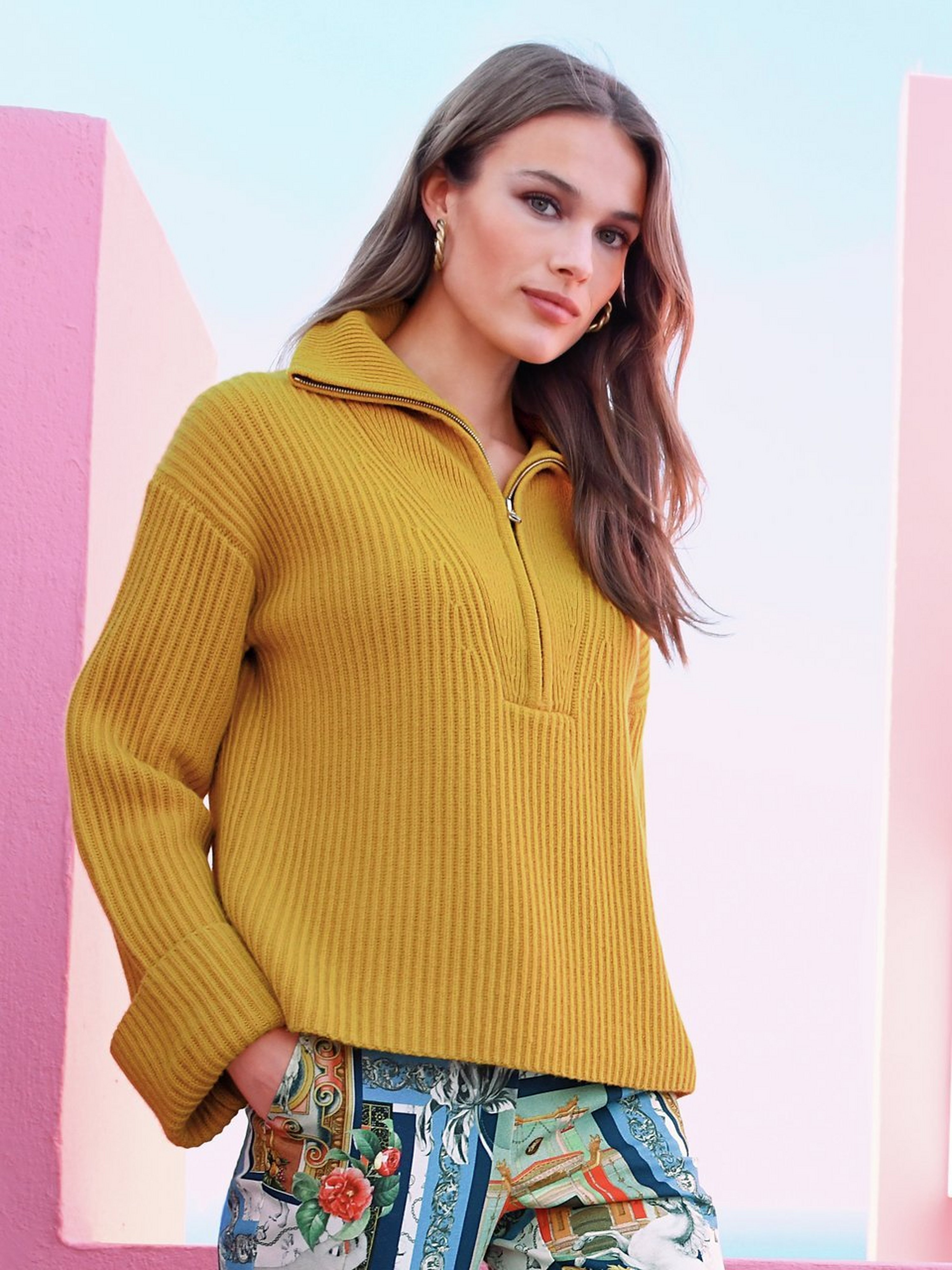 Pullover mit überschnittener Schulter