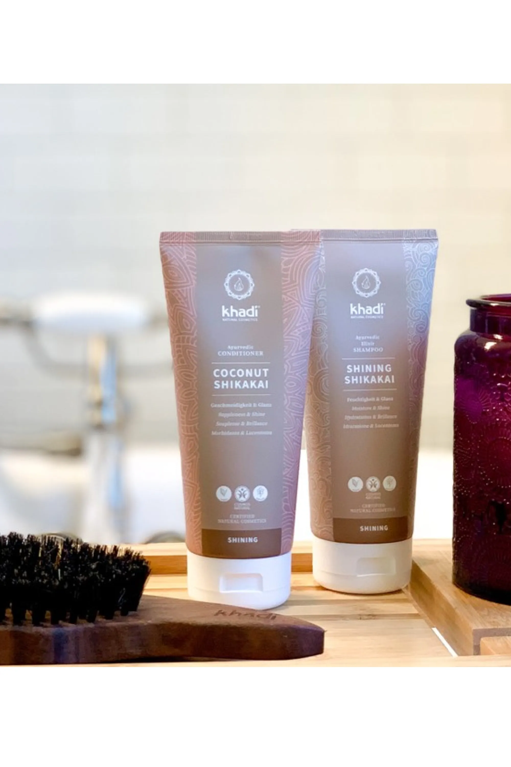 KHADI Après-Shampoing hydratation & brillance Coconut Shikakai-200 ml