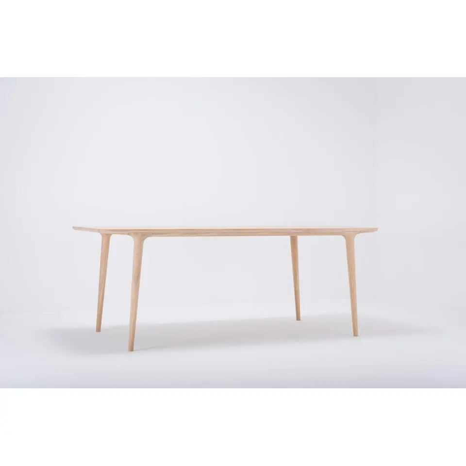 Gazzda Fawn Table Houten Eettafel - 200 x 90 cm - Whitewash Eiken