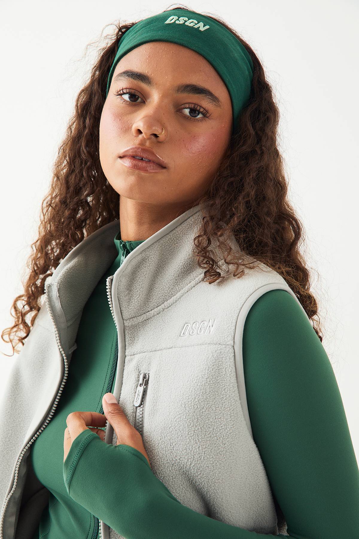 Gilet DSGN Studio Sport en Polaire avec Détail Poche