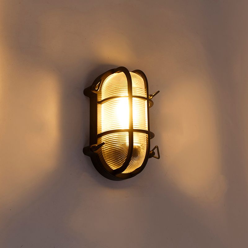 Industriële wand- en plafondlamp zwart ovaal IP44 - Noutica