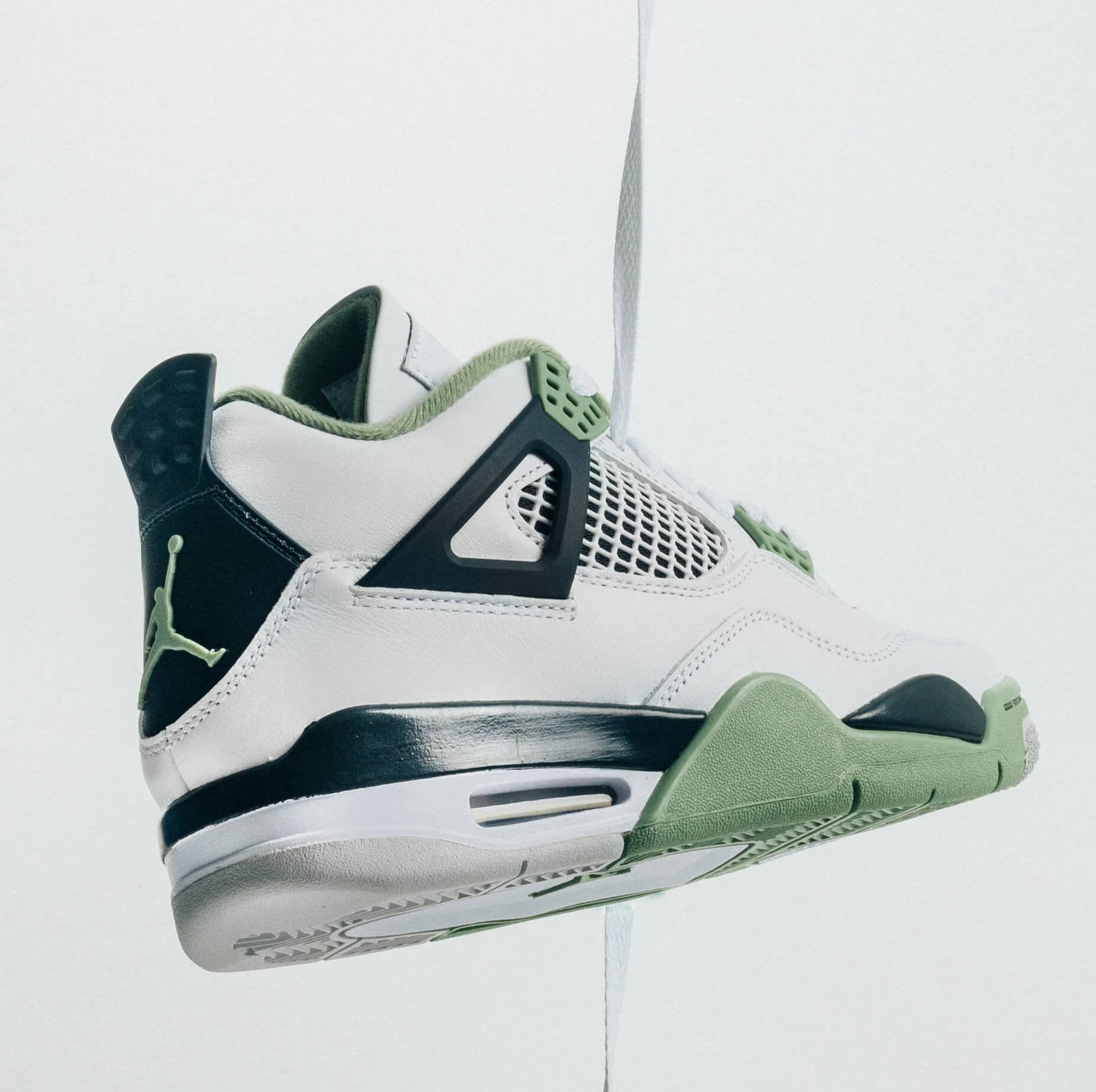 Air Jordan 4 Seafoam - 48h Delivery