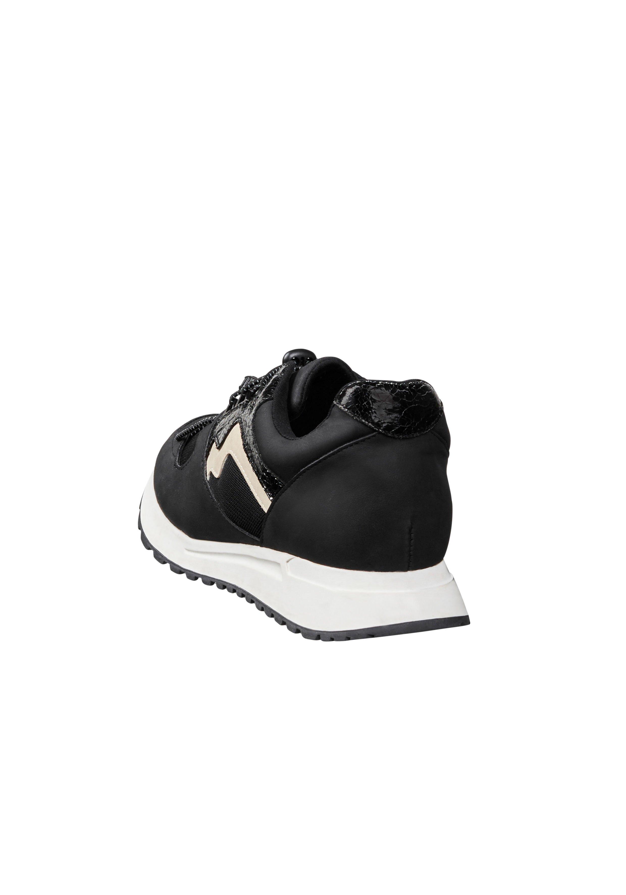 Sneaker mit Details in Glanz- und Veloursoptik