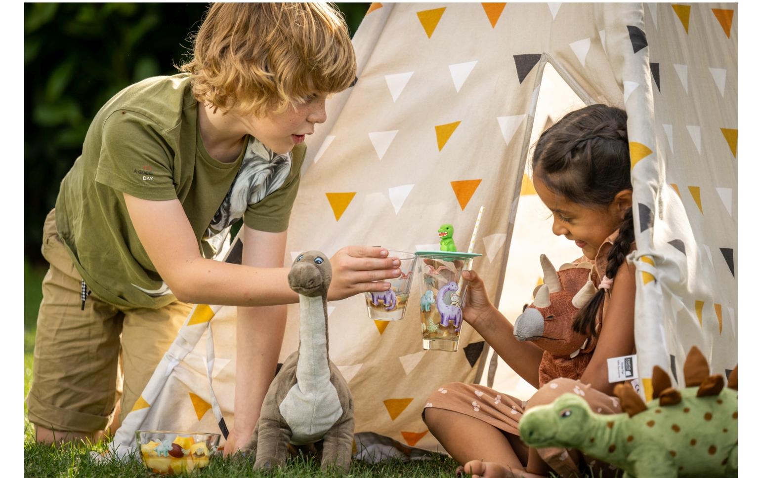 Kindertrinkglas Avventura 215 ml, 3-teilig, DinosaurierTrinkglas für Kinder mit Deckel und Untersetzer