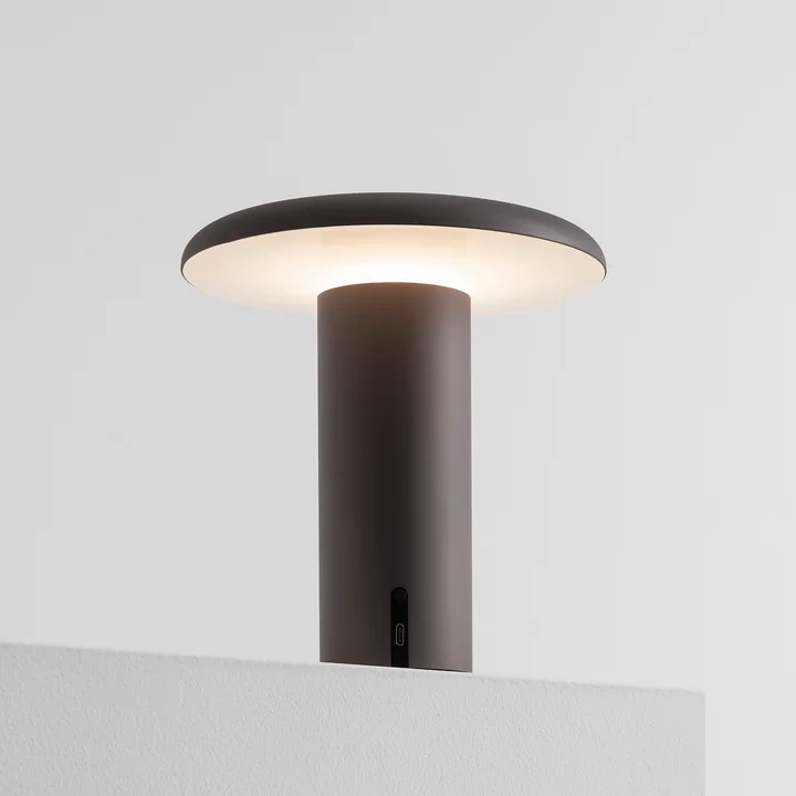Artemide - Takku Tischleuchte LED, schwarz lackiert