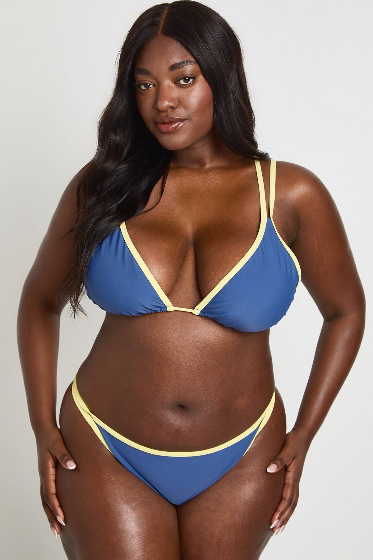 boohoo Bikini Taille Haute Grande Taille À Détails Contrastés