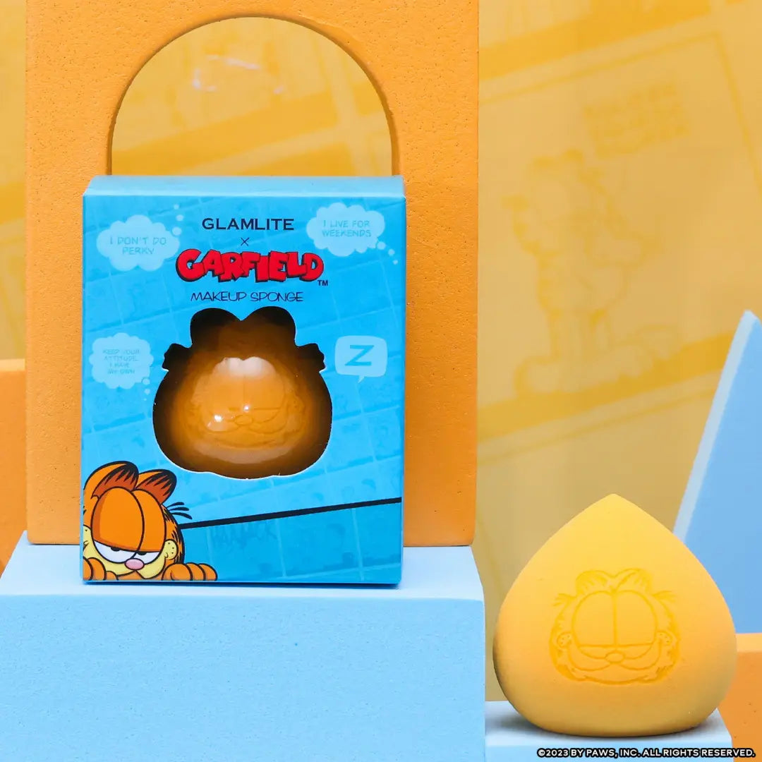 x Garfield Makeup Sponge