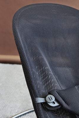 BabyBjörn Bliss Vippestol Mesh, Antrasitt