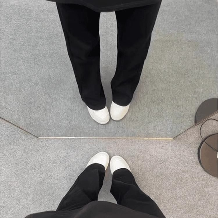 Chuoku - Hoge taille effen uitlopende broek