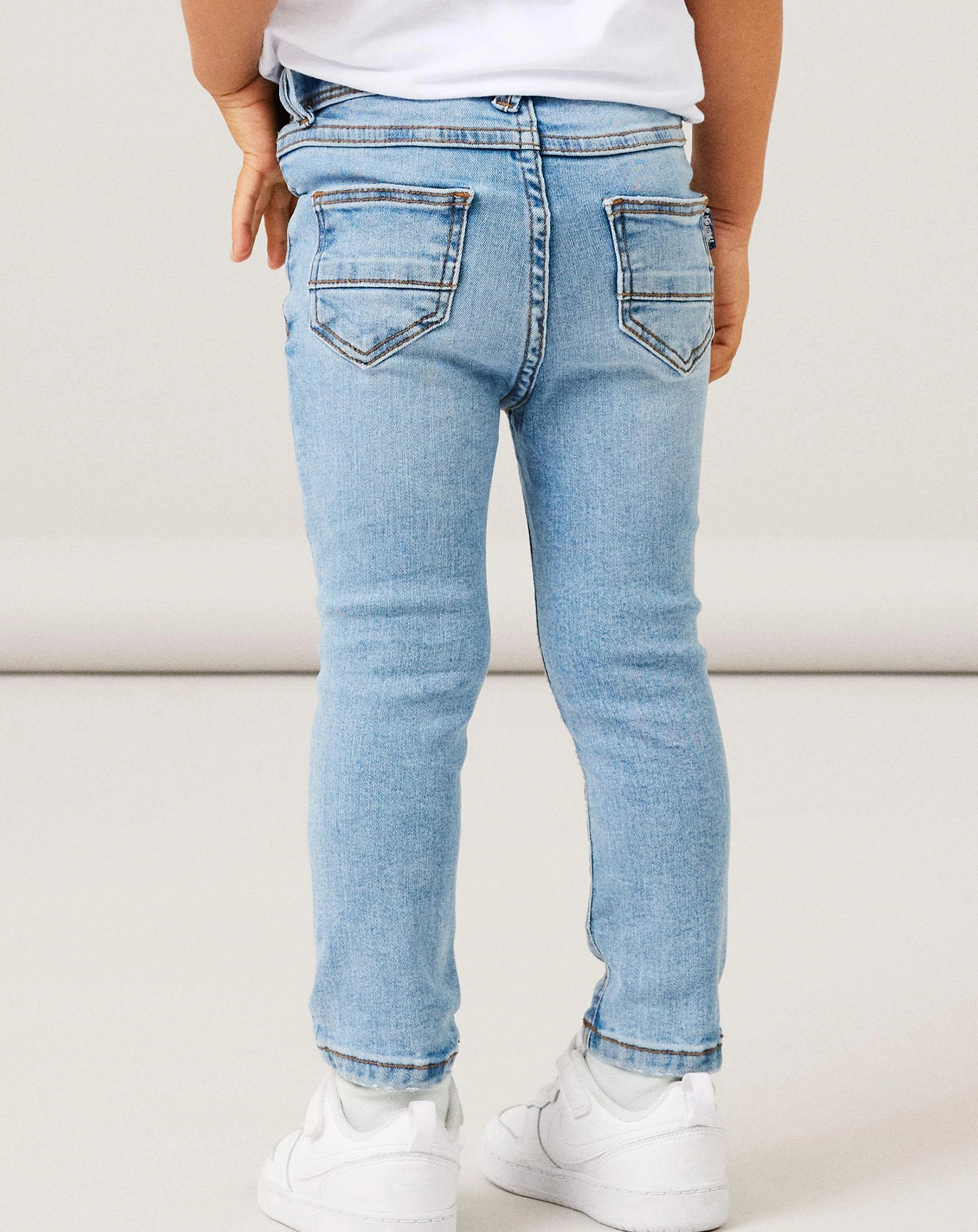 Jeanshose NMMTHEO XSLIM in light blue