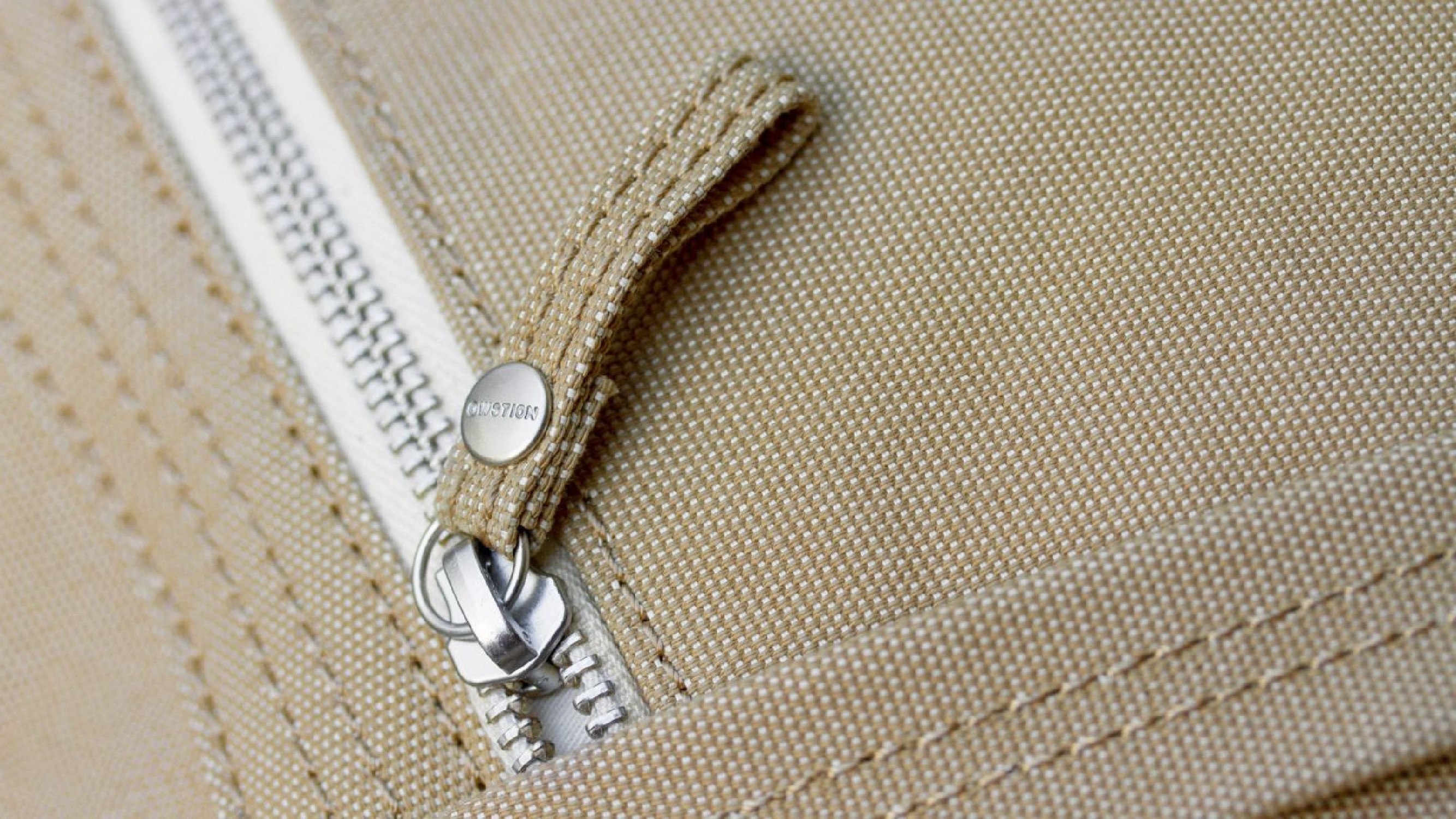 Qwstion Bananatex Flap Tote Medium Sand