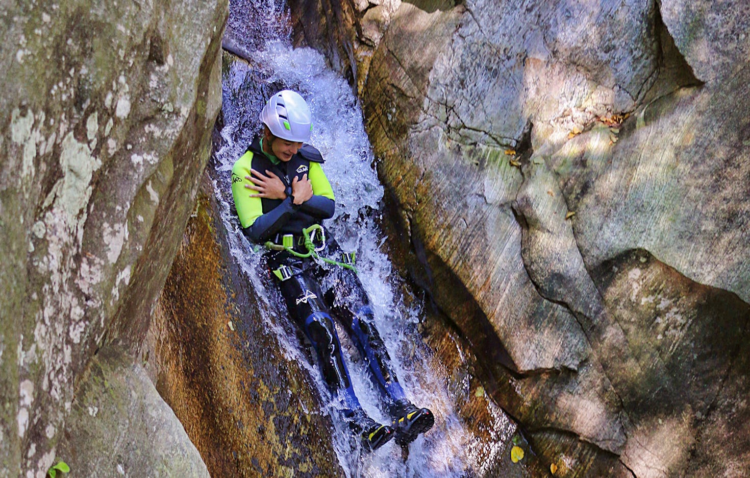 Canyoning Corippo im Tessin
