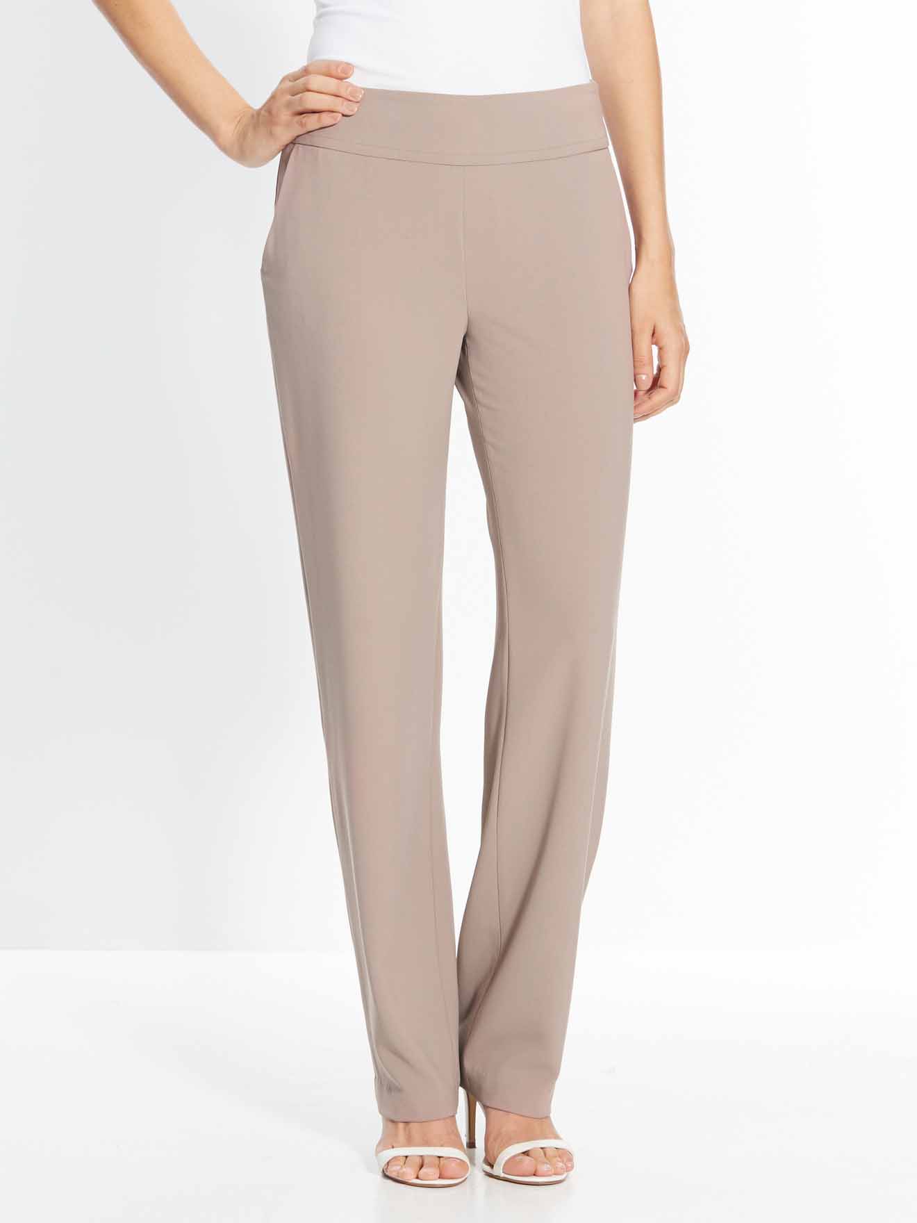 Pantalon droit, vous mesurez + d'1,60m
