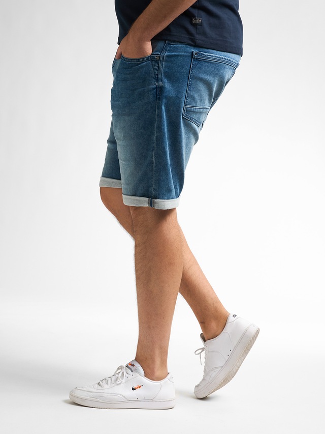 Petrol Industries Jeansshorts Sommerhose mit Aufschlag