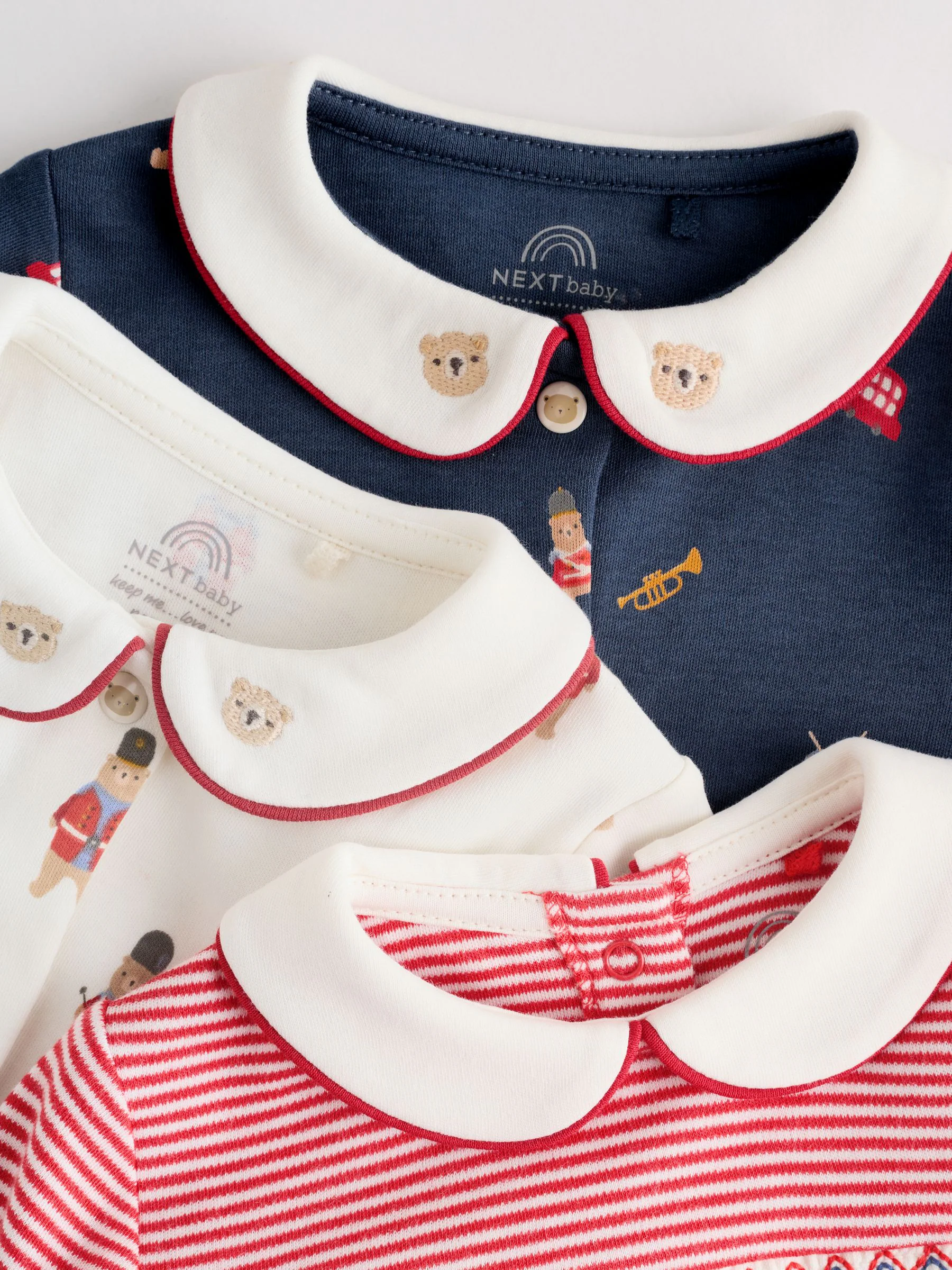 Rood met beer - Verpakking van 3 babypyjama's (0-2jr)
