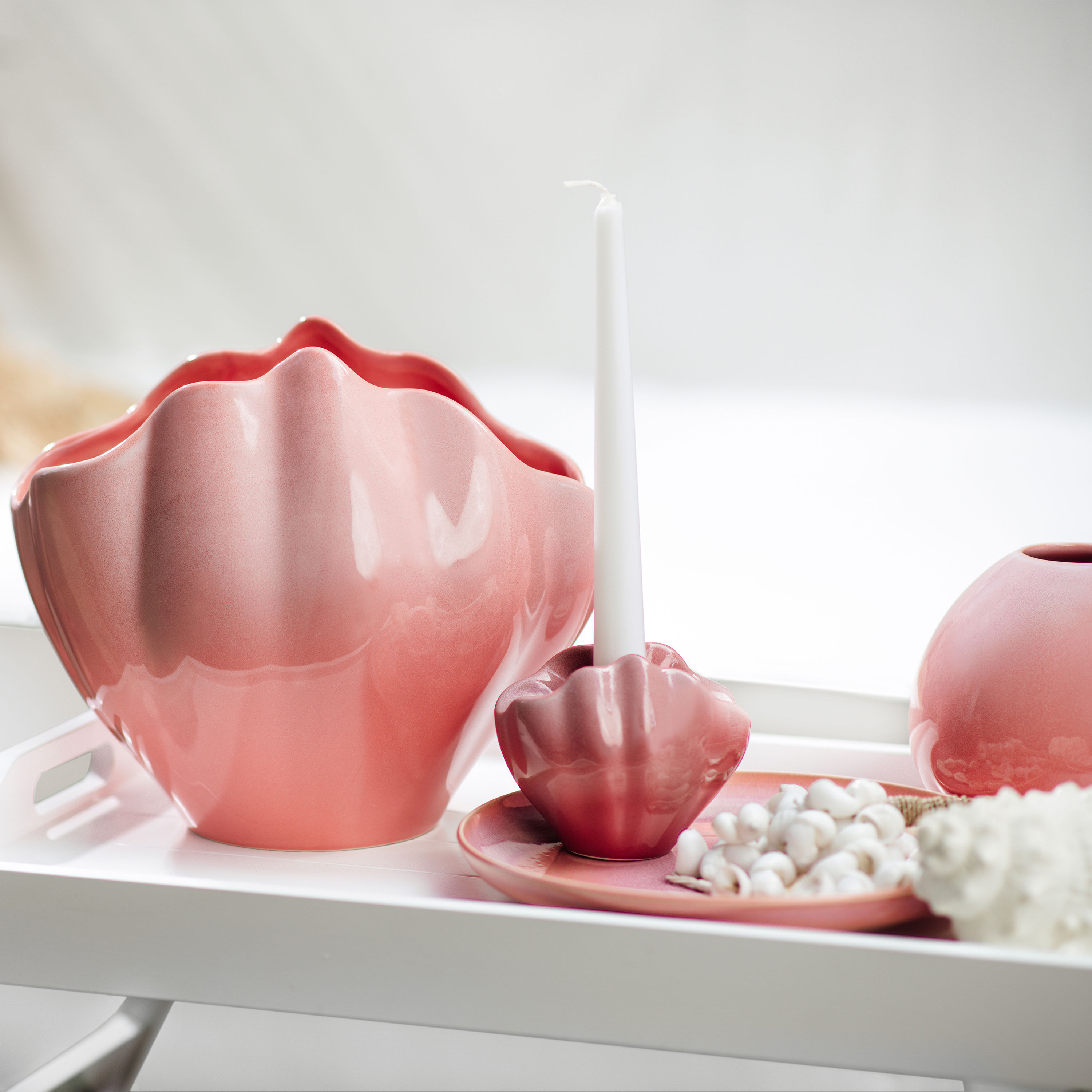Perlemor Vase Pink, 10.9'' x 7.7'' x 9.2'', earthenware