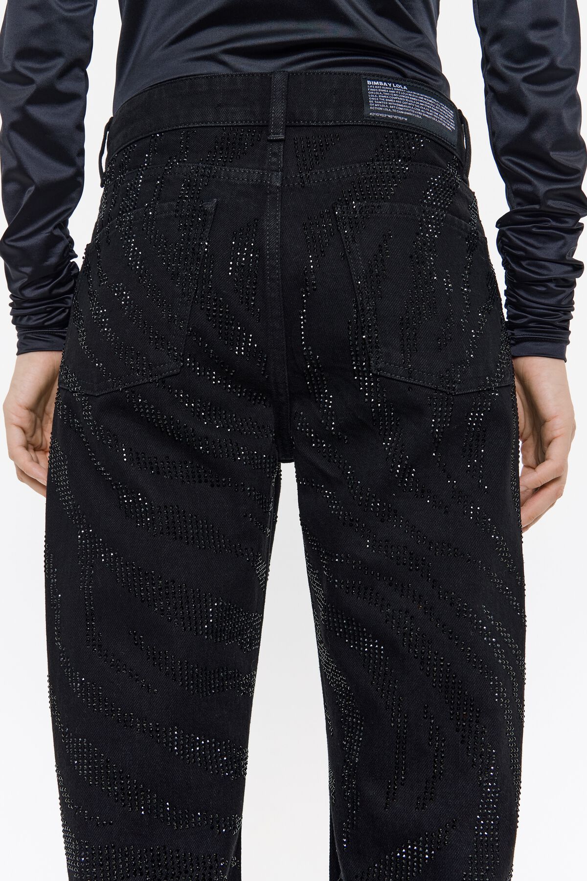 CALÇA CURTA RETA - Jeans Preto Stone