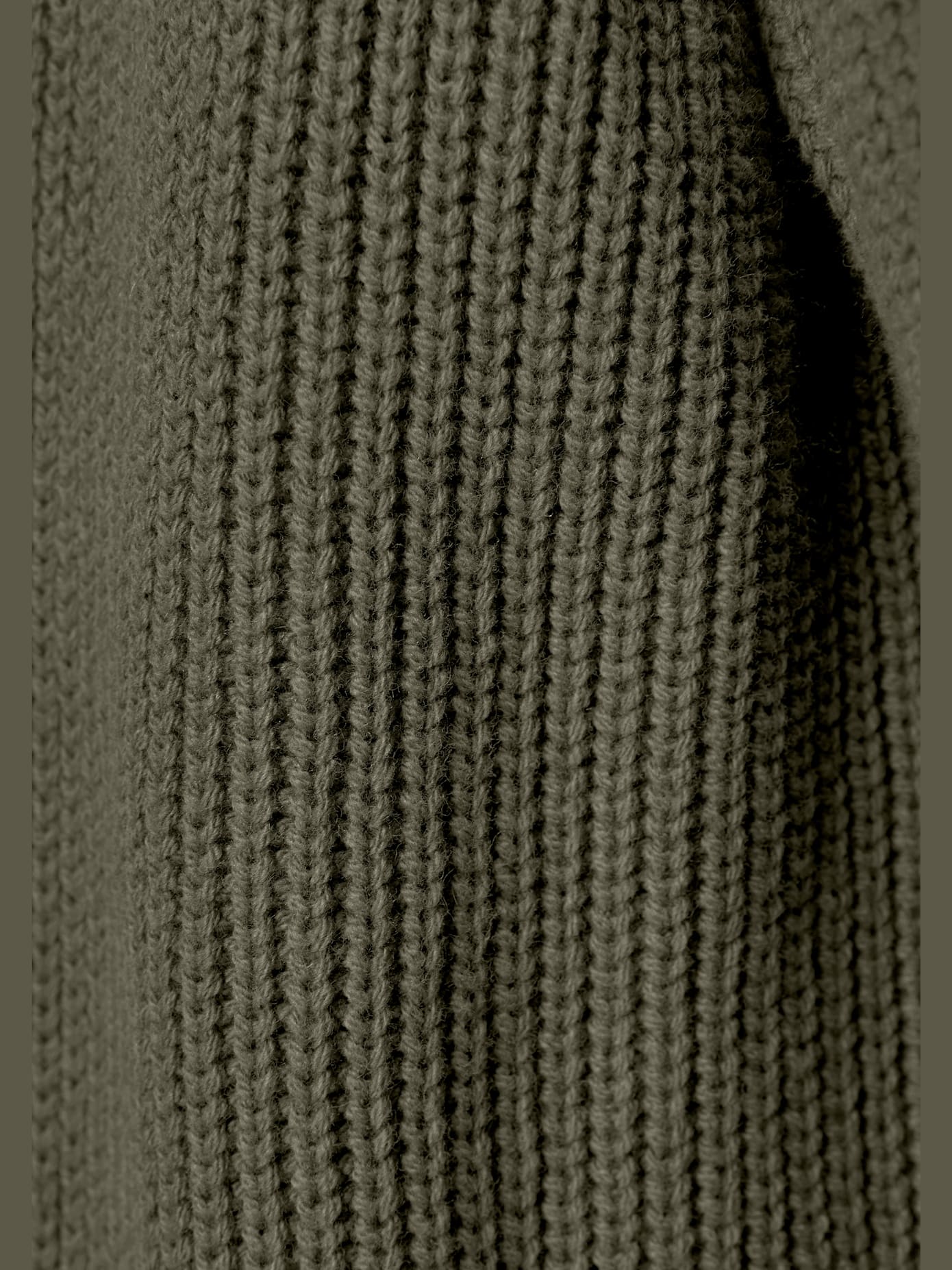 Longue veste en tricot en grosses mailles