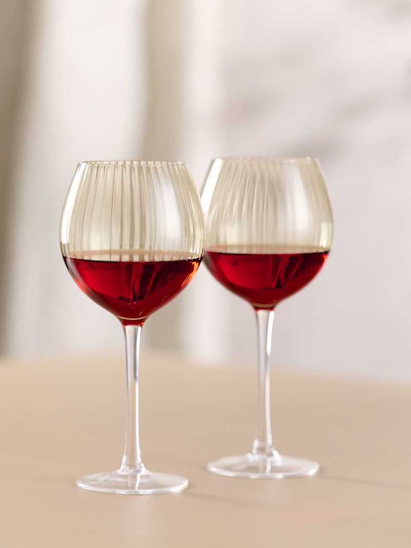 Bartlett vinglass 4pk Farget glass med stett, 3 Assorterte farger. 55 cl.