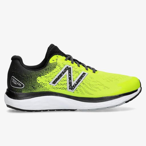New Balance 680v7