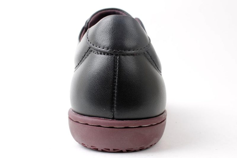 NEW FEET SKO MED EN VELCROREM